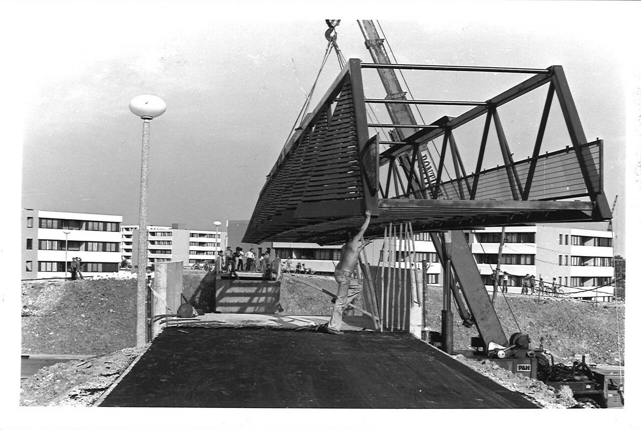 Photo des travaux de la première passerelle Gustave Roussy