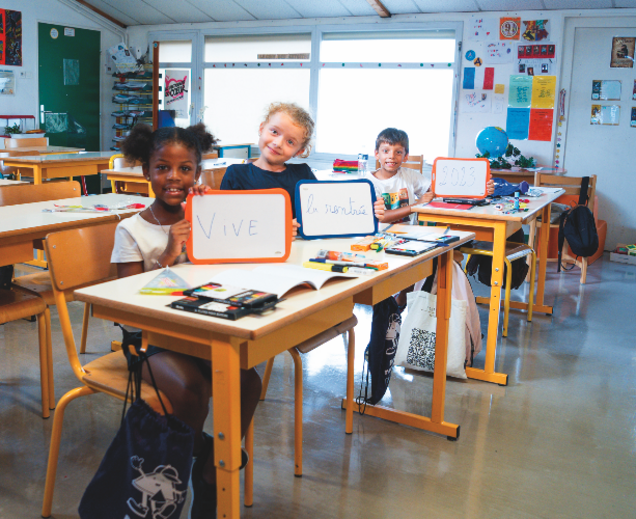 Photo d'enfants en classe