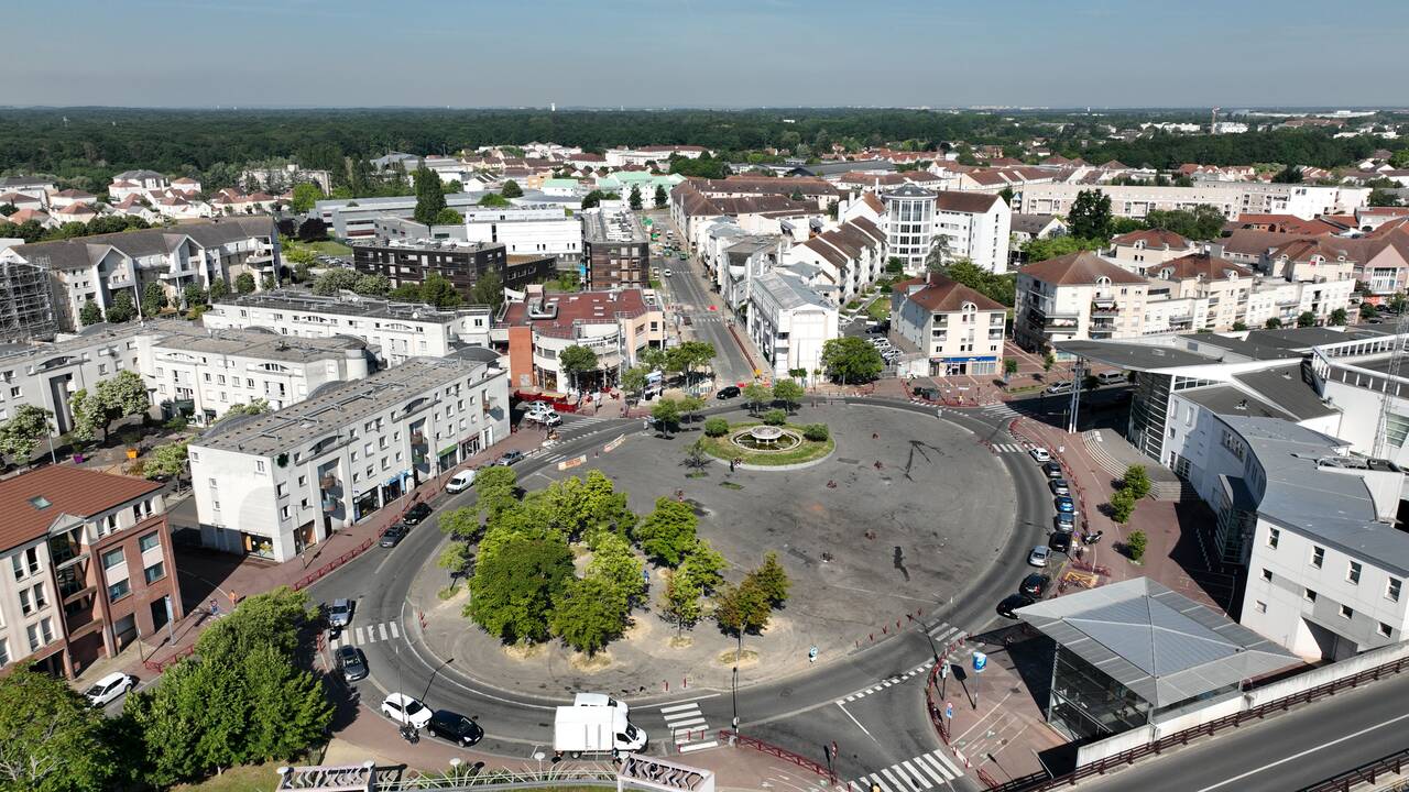 Vue aérienne de la place du centre ville
