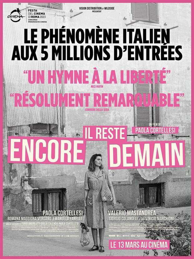 Affiche du film Il reste encore demain